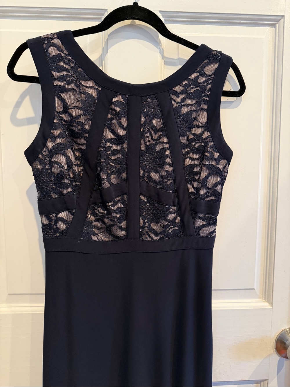 Morgan & Co. Navy Lace-Accent Sleeveless Dress